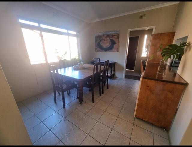 3 BEDROOM TOWNHOUSE FOR SALE IN BRACKENHURST